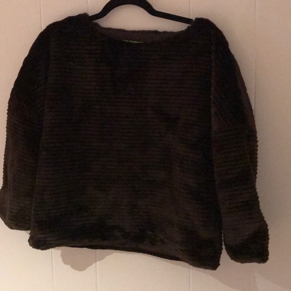 Faux fur pull over